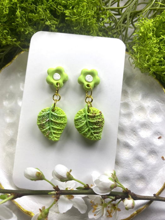 Florile cu frunze verde [3]