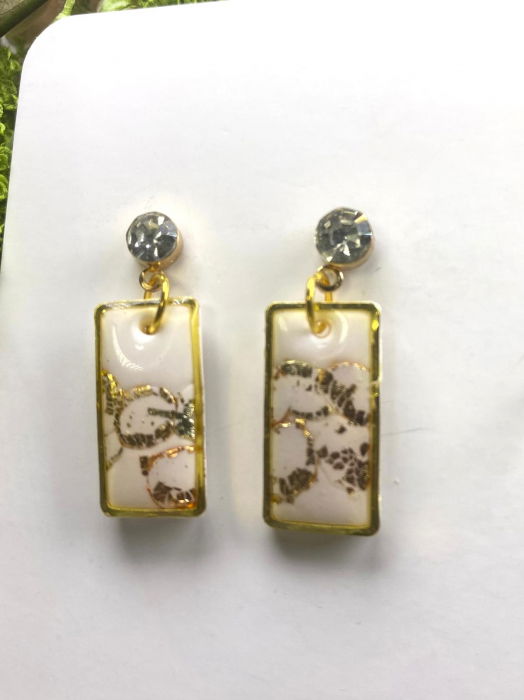 Dreptunghi alb auriu [3]