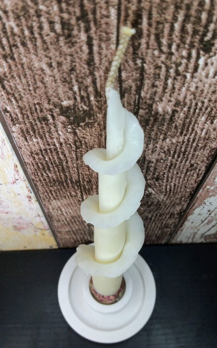 Lumanare decorativa din ceara naturala de albine + suport rotund din ceramica handmade [4]