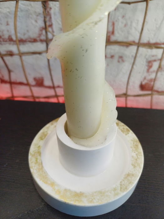 Set decorativ cu lumanare din ceara naturala de albine. [4]