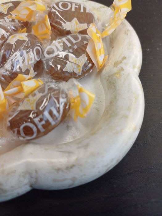 Set decorativ cu lumanare din ceara naturala de albine. [6]