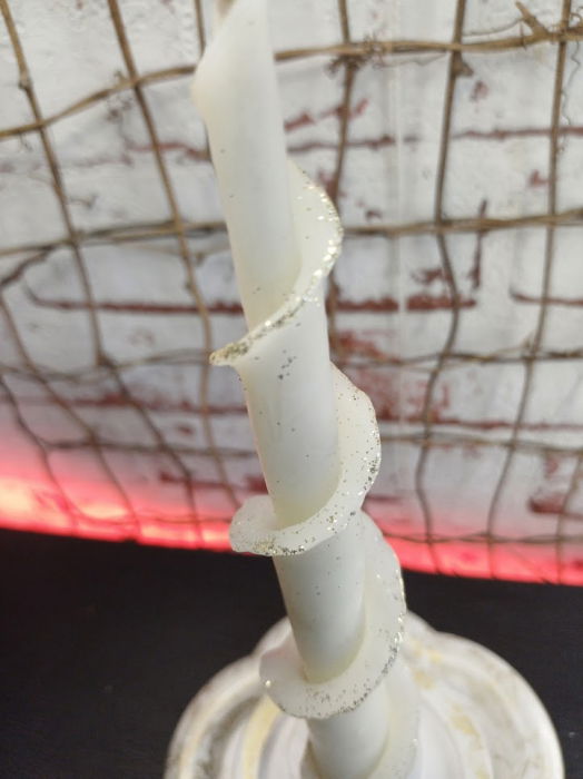 Set decorativ cu lumanare din ceara naturala de albine. [10]