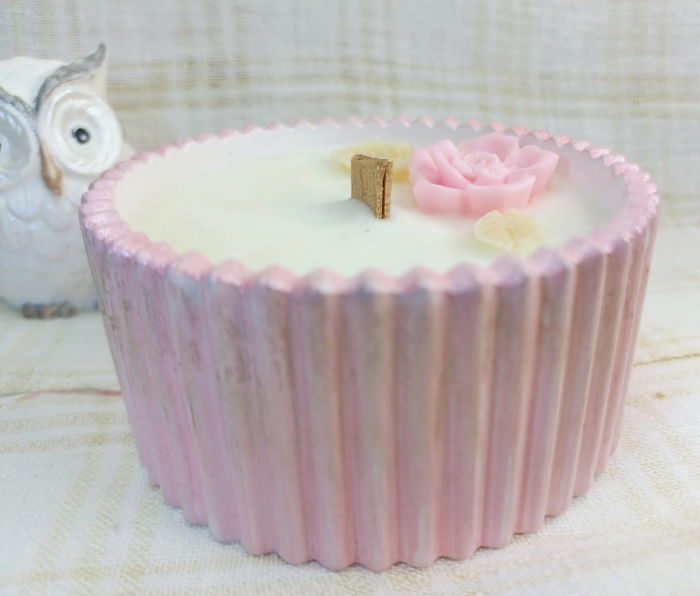 Lumanare din ceara de soia in recipient din ceramica handmade, roz/alb. [5]