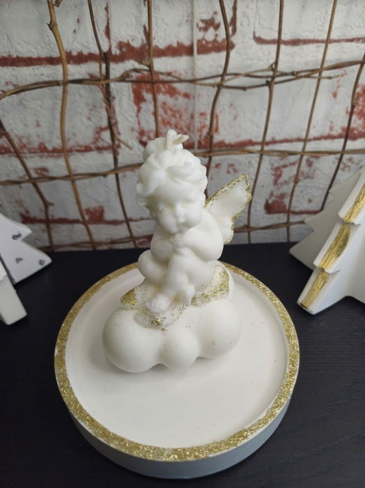 Lumanare "ingeras pe nor " cu farfurioara din ceramica roz/auriu [7]