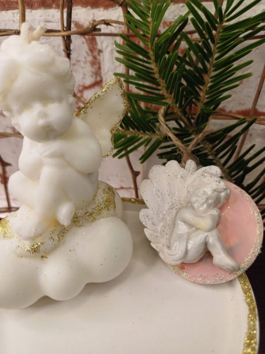 Lumanare "ingeras pe nor " cu farfurioara din ceramica roz/auriu [2]