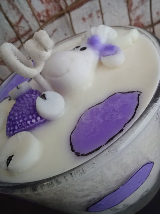 Lumanare parfumata, " Happy Cow ", in pahar de sticla. [4]