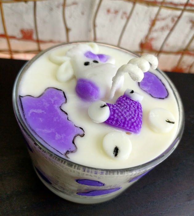 Lumanare parfumata, " Happy Cow ", in pahar de sticla. [2]