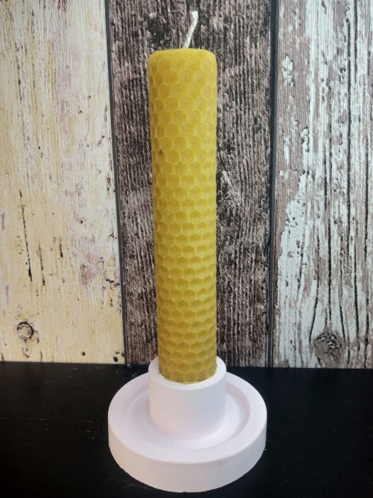 Lumanare decorativa din ceara naturala de albine + suport rotund din ceramica handmade [1]