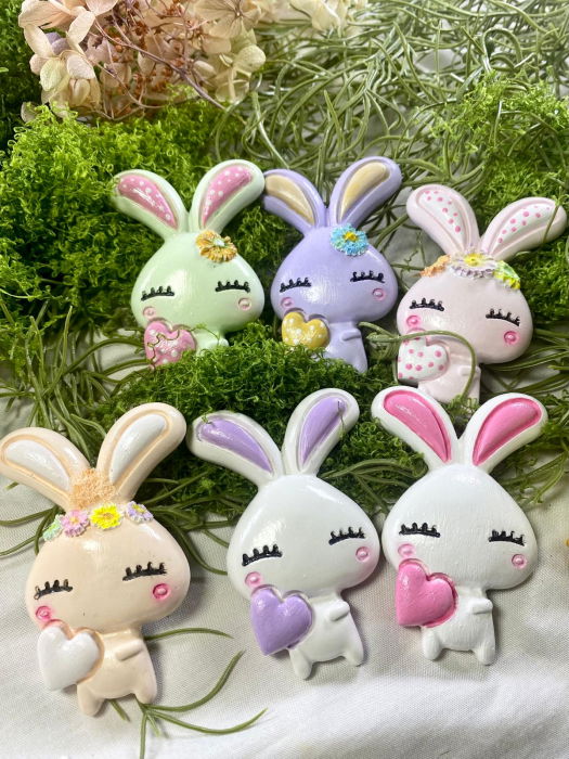 Magneți de frigider 'iepuras', din ceramica , lucrati si pictati manual. [1]