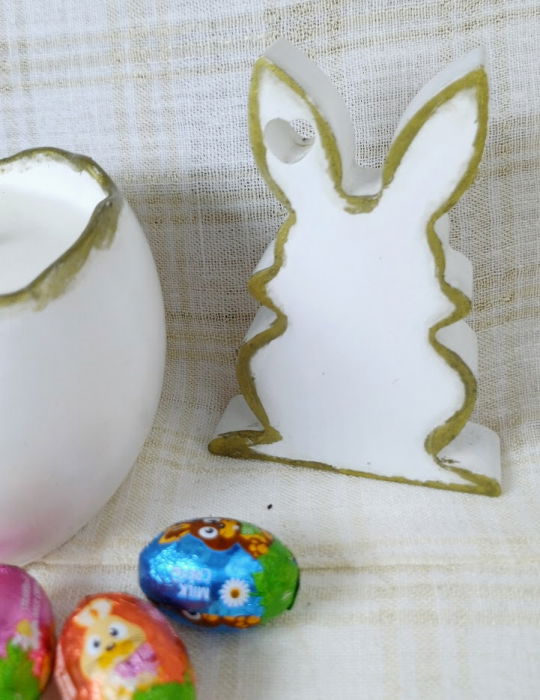 Ou alba cu lumanare alba din ceara de soia + iepuraș din ceramică handmade [4]