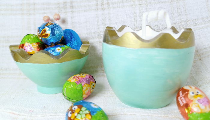 Ou turcoaz/auriu din ceramica handmade + lumanare alba de ceara de soia [10]