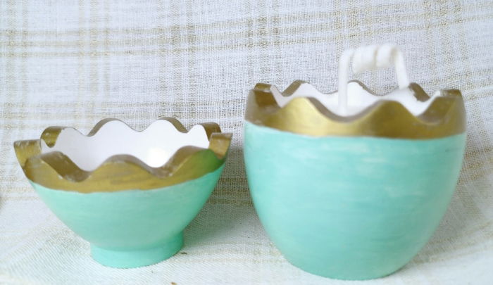 Ou turcoaz/auriu din ceramica handmade + lumanare alba de ceara de soia [6]