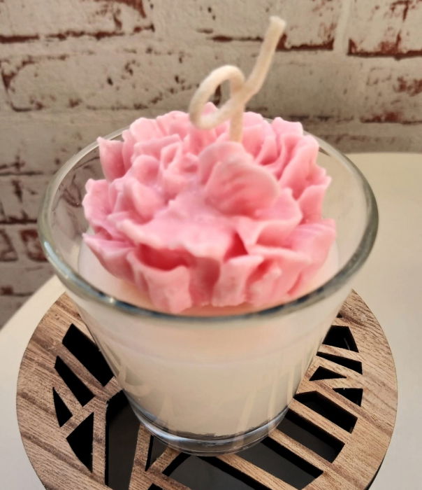 Lumanare parfumata " Pahar cu flori ", in recipient de sticla. [3]