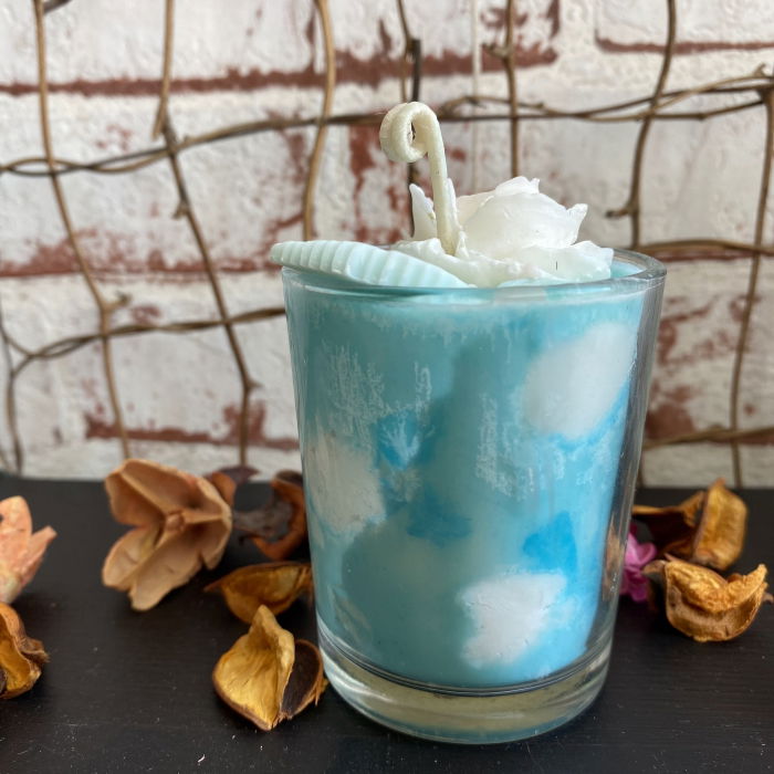 Lumanare parfumata " Buline si flori ", turcoaz, in pahar de sticla mic. [3]