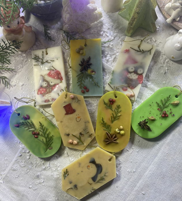 Ornamente din ceara parfumata. Set - 2 buc. [13]