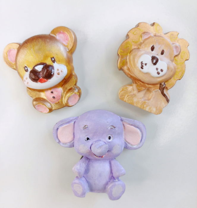 Magneți de frigider 'animalute ' din ceramica, lucrati si pictati manual. [1]