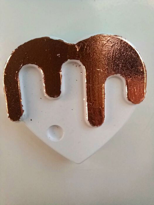 Magneți de frigider 'inimioare', din ceramica, lucrati si pictati manual. [6]