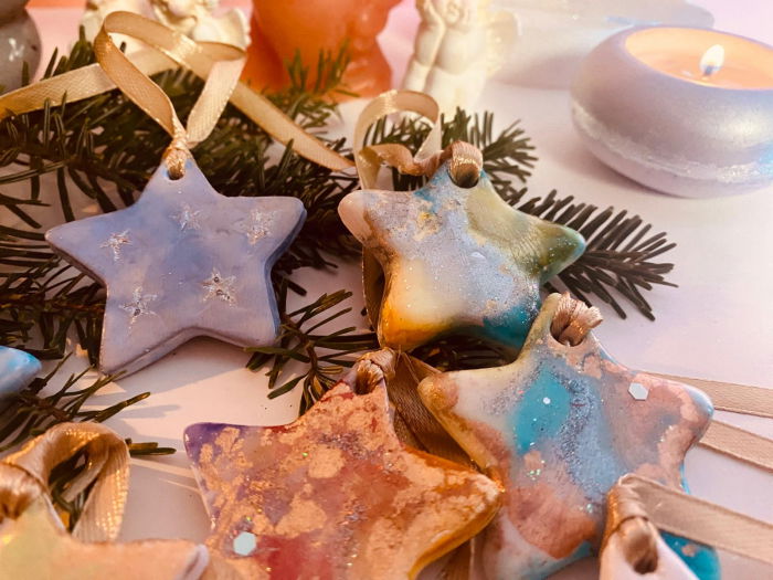 Set de 5 diferite decoratiuni din ceramica pentru bradul de Craciun [10]