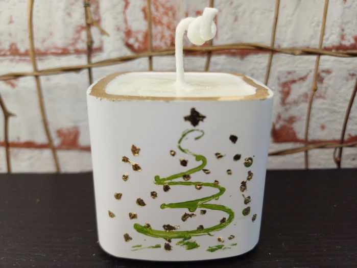 Set decorativ - trei lumanari din ceara de soia turnate in pahare de ceramica plus suport dreptunghiular din ceramica. [11]