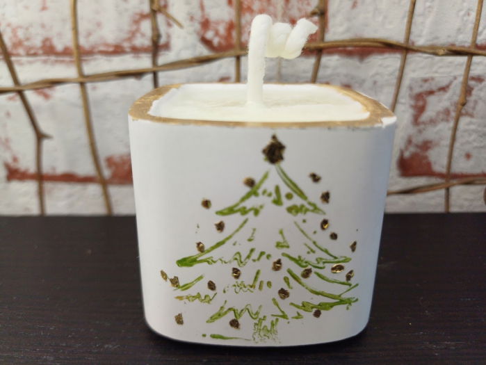 Set decorativ - trei lumanari din ceara de soia turnate in pahare de ceramica plus suport dreptunghiular din ceramica. [12]