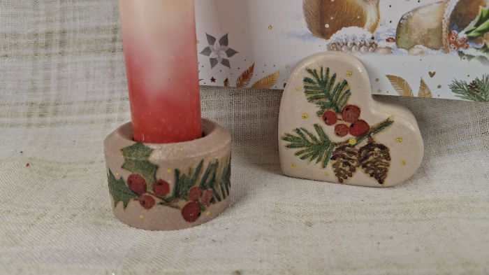 Set decorativ de Craciun - 'Long Candle 2' - lumanare plus suport din ceramica pictat manual [4]