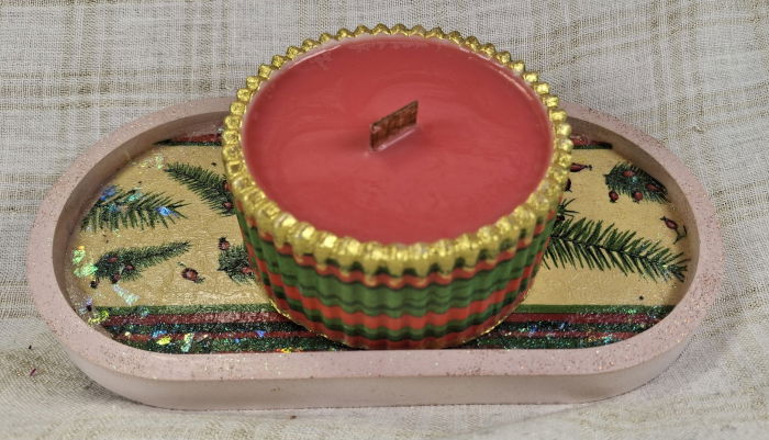 Set decorativ de Craciun - 'Red Gold & Green' - lumanare plus suport din ceramica pictat manual [7]