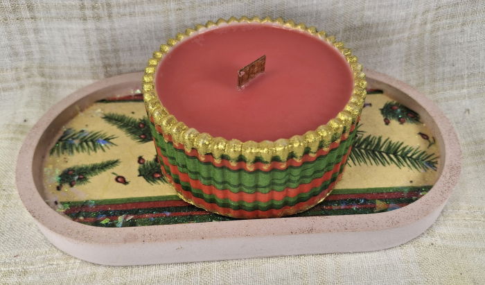 Set decorativ de Craciun - 'Red Gold & Green' - lumanare plus suport din ceramica pictat manual [2]