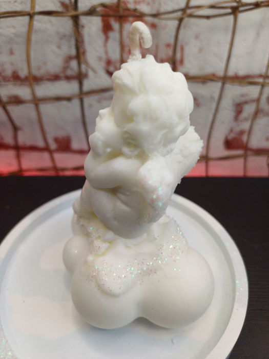 Lumanare "ingeras pe nor " cu farfurioara din ceramica bleu. [10]