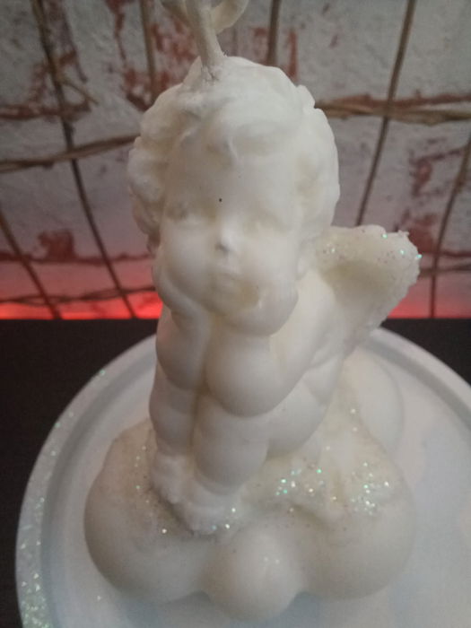 Lumanare "ingeras pe nor " cu farfurioara din ceramica bleu. [6]