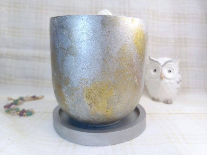 Set decorativ - lumanare in pahar ceramic argintiu plus suport rotund mic [3]