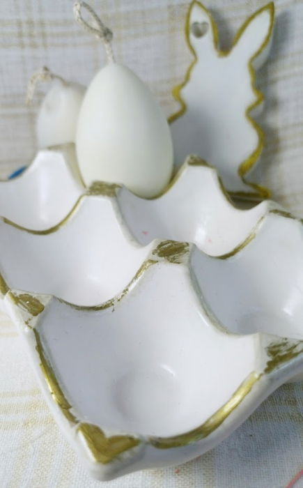 Suport de oua din ceramica handmade + 3 lumanari albe " ousoare parfumate " [6]