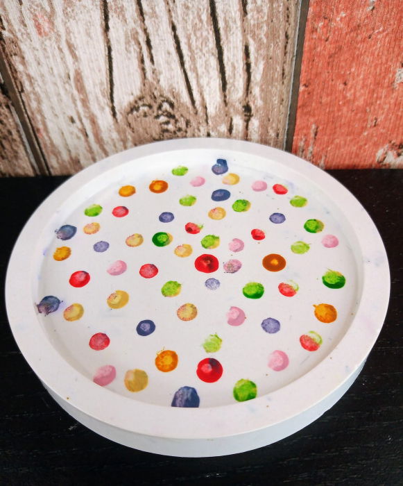 Suport rotund (farfuriuta) -  "colored dots", din ceramica. [4]