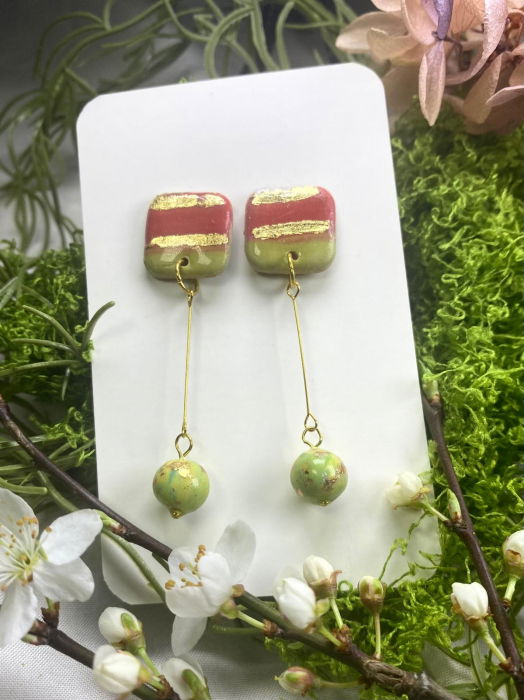 Patrat roz verde cu bila [1]