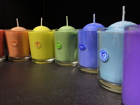 Set lumanari " 7 Chakre "  in pahar de sticla. [7]