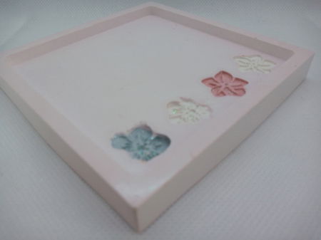 Set decorativ  alb/roz cu flori imprimate. [21]