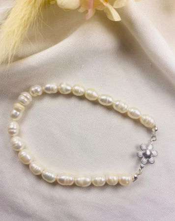 Bratara din perle de cultura albe. [2]