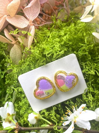 Cercei handmade - Inimoare mov roz verde