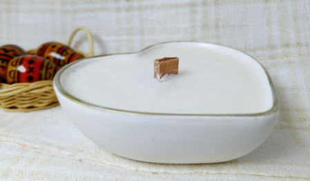 Farfurie albă argintie + lumânare din ceară de soia în formă de inimă [8]