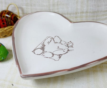 Farfurie albă + lumânare din ceară de soia în formă de inimă [7]