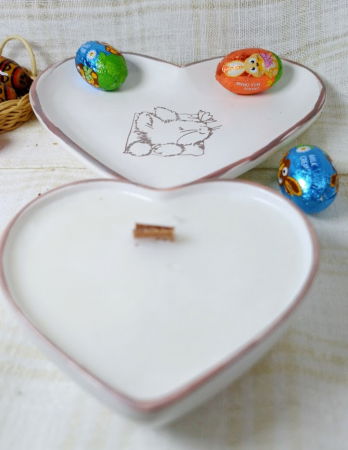 Farfurie albă + lumânare din ceară de soia în formă de inimă [8]