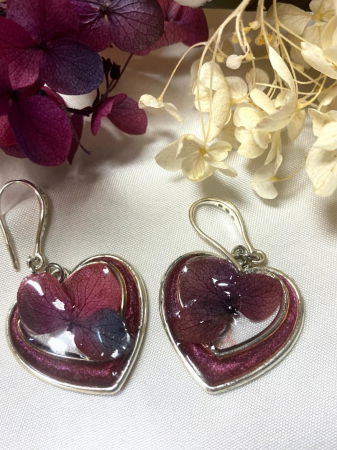 Cercei handmade - Dublu inimoare mov