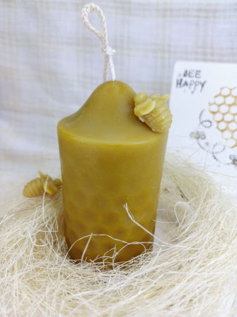 Set decorativ format dintr-o lumanare din ceară de albine si un suport - farfurie rotund din ceramică albă, [8]