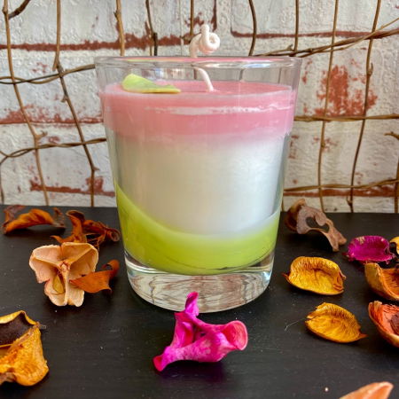 Lumanare parfumata, in 3 culori, in pahar de sticla. [1]