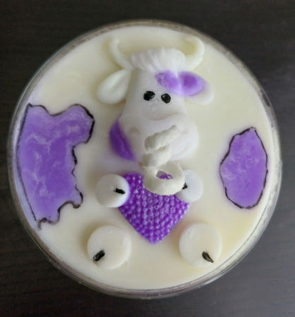 Lumanare parfumata, " Happy Cow ", in pahar de sticla. [6]