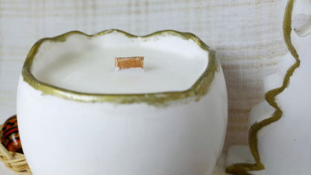 Ou alba cu lumanare alba din ceara de soia + iepuraș din ceramică handmade [5]