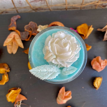 Lumanare parfumata " Buline si flori ", turcoaz, in pahar de sticla mic. [1]