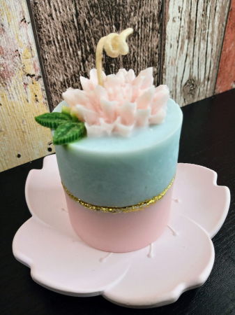 Lumanare parfumata roz - bleu + suport floare din ceramica handmade [1]