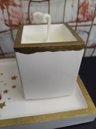 Set decorativ  Craciun - lumanare din ceara de soia si suport dreptungiular din ceramica alb auriu [14]