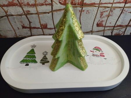 Set decorativ de Craciun: lumanare bradut plus suport oval pictat manual [16]