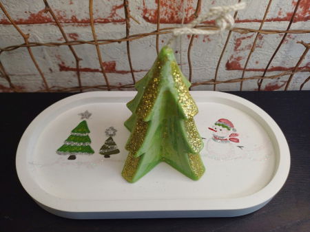 Set decorativ de Craciun: lumanare bradut plus suport oval pictat manual [3]